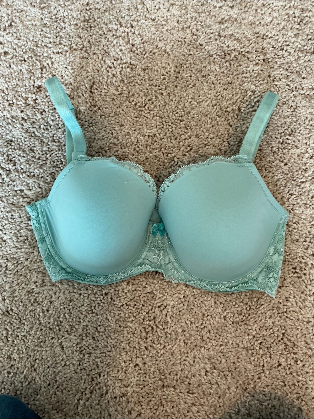 Victoria's Secret Mint Lace Trim T-Shirt Bra